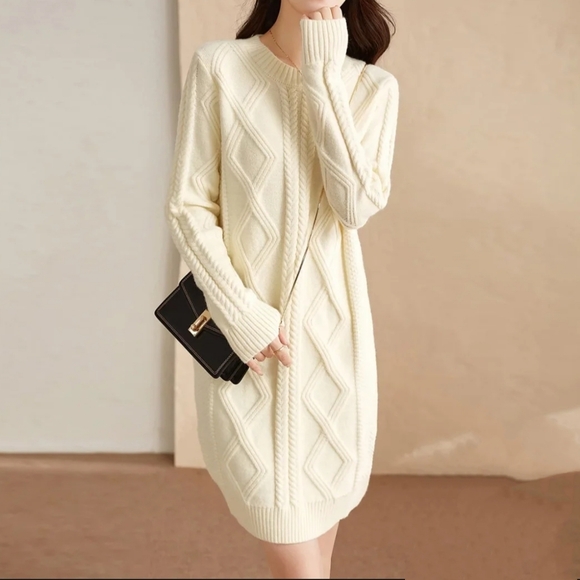 Cream Cable Knit Sweater - Picture 1 of 3